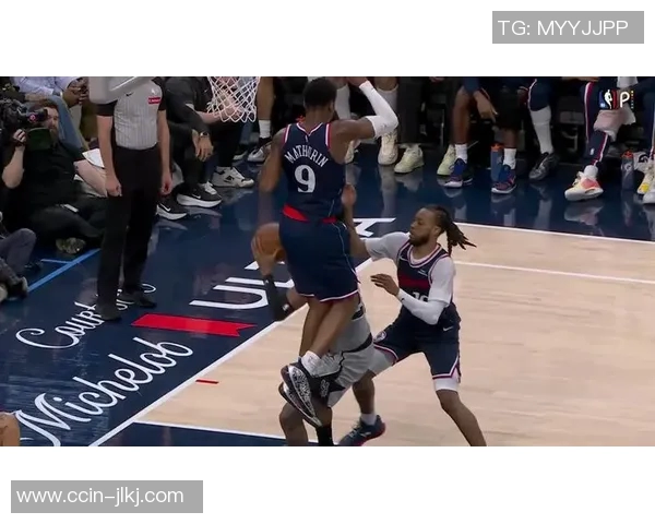 2017年NBA马刺与快船激烈对决回顾及精彩瞬间分析